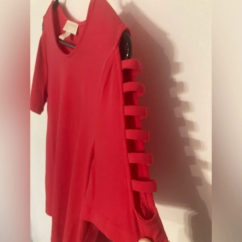 Michael Michael Kors red/pink blouse in size small. No flaws